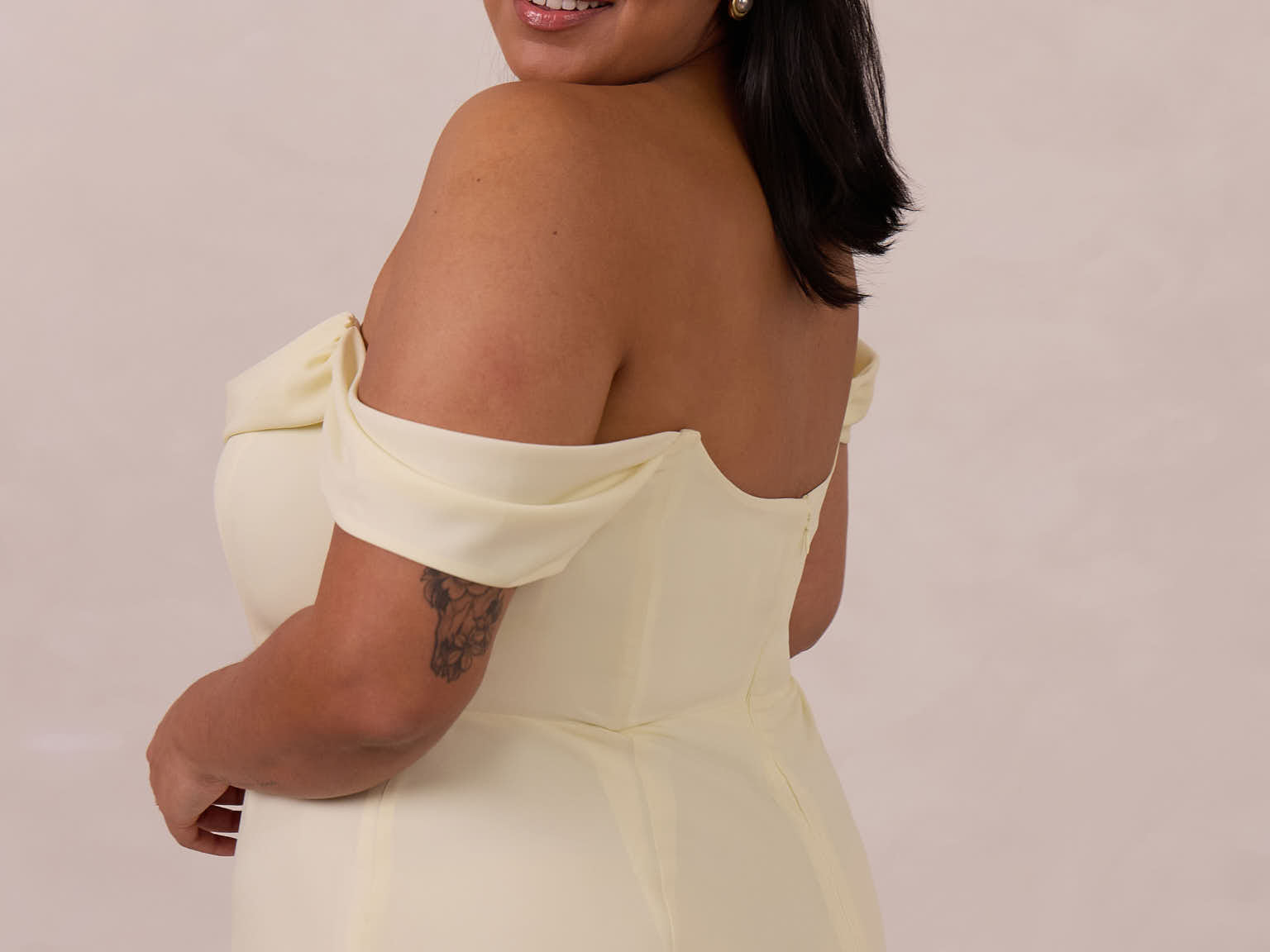 sutton's backless dress Bless your heart Sutton but that backless dress was gawd awful on you
